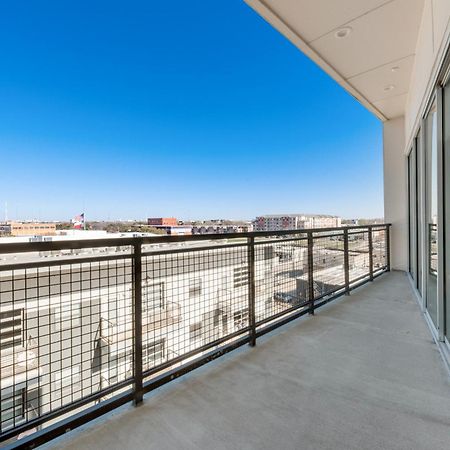 Snazzy Loft Style 2Br I Gym I Parking I Workspace Dallas Exteriér fotografie