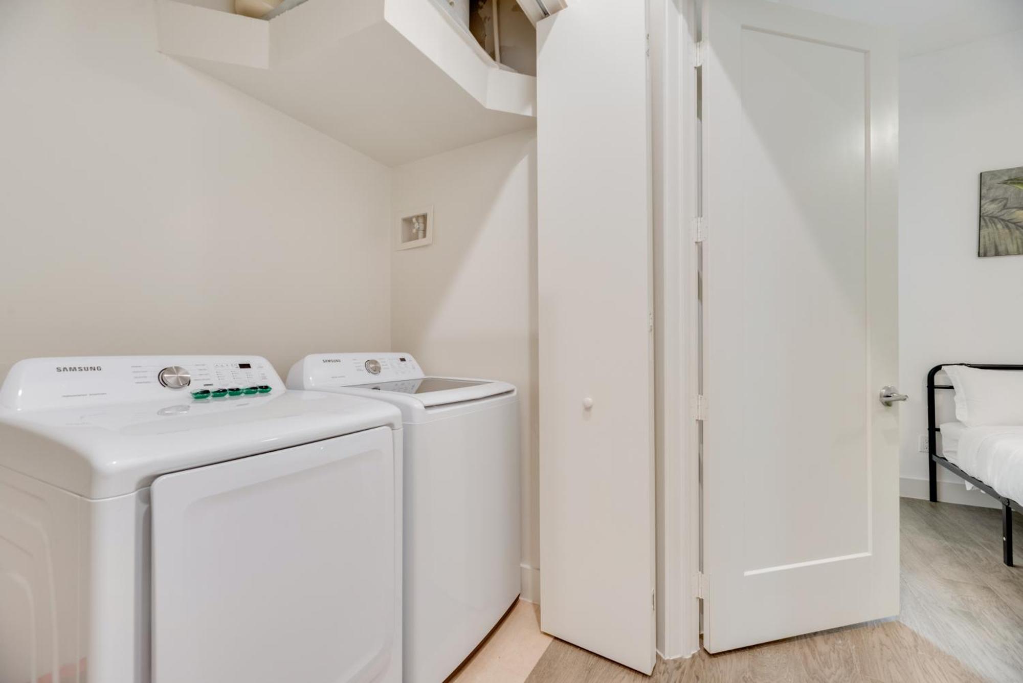 Snazzy Loft Style 2Br I Gym I Parking I Workspace Dallas Exteriér fotografie